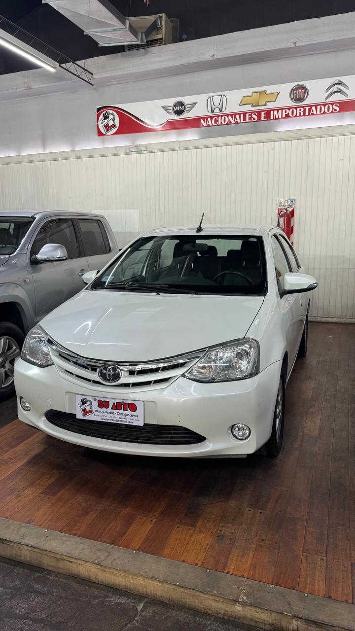 TOYOTA ETIOS